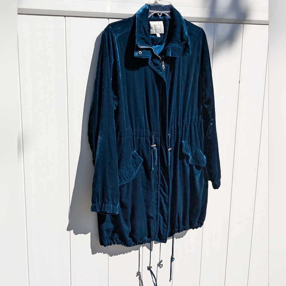 Torrid Dark Teal Blue Velvet Zip-Up Jacket Coat Size (10 / 12) Shimmery